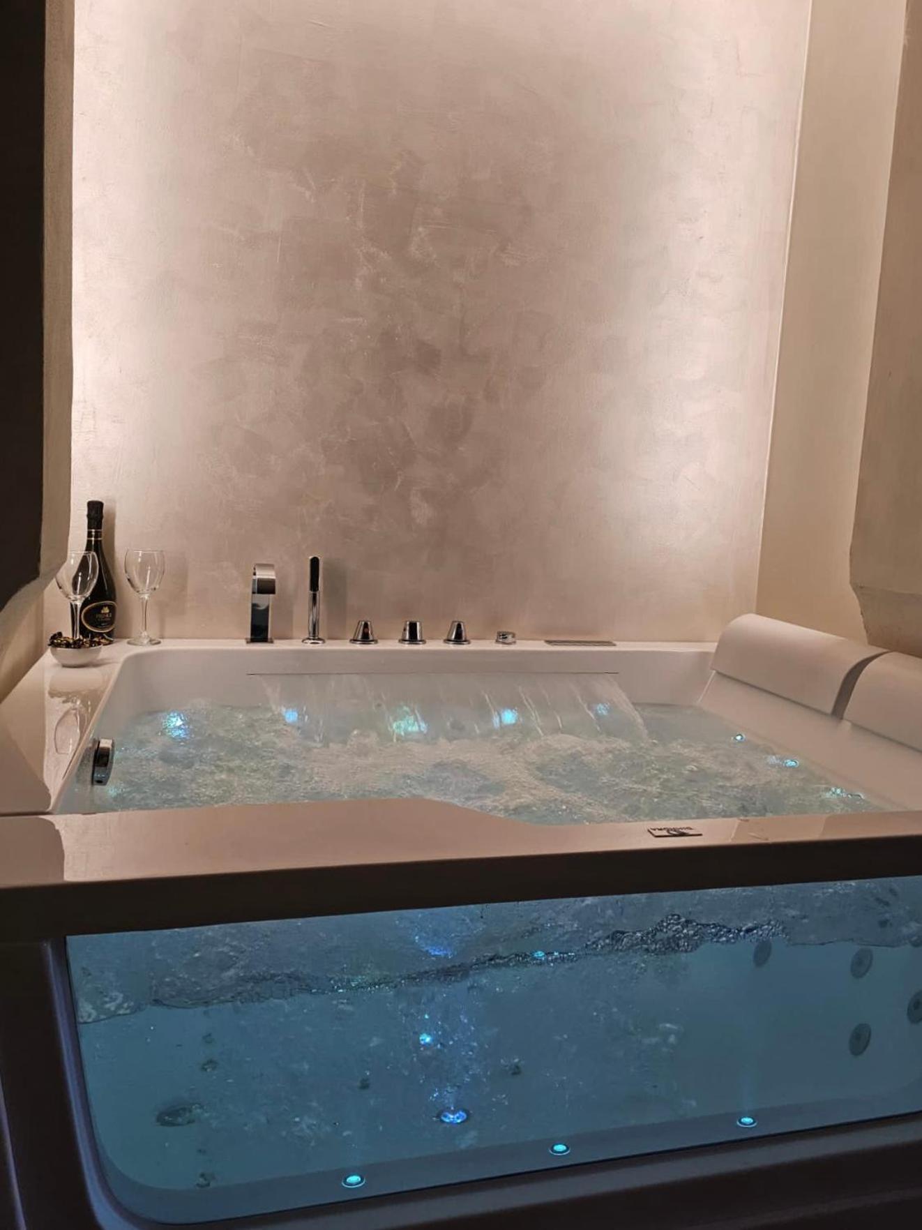 Il Tiglio Jacuzzi&sauna Bed & Breakfast *