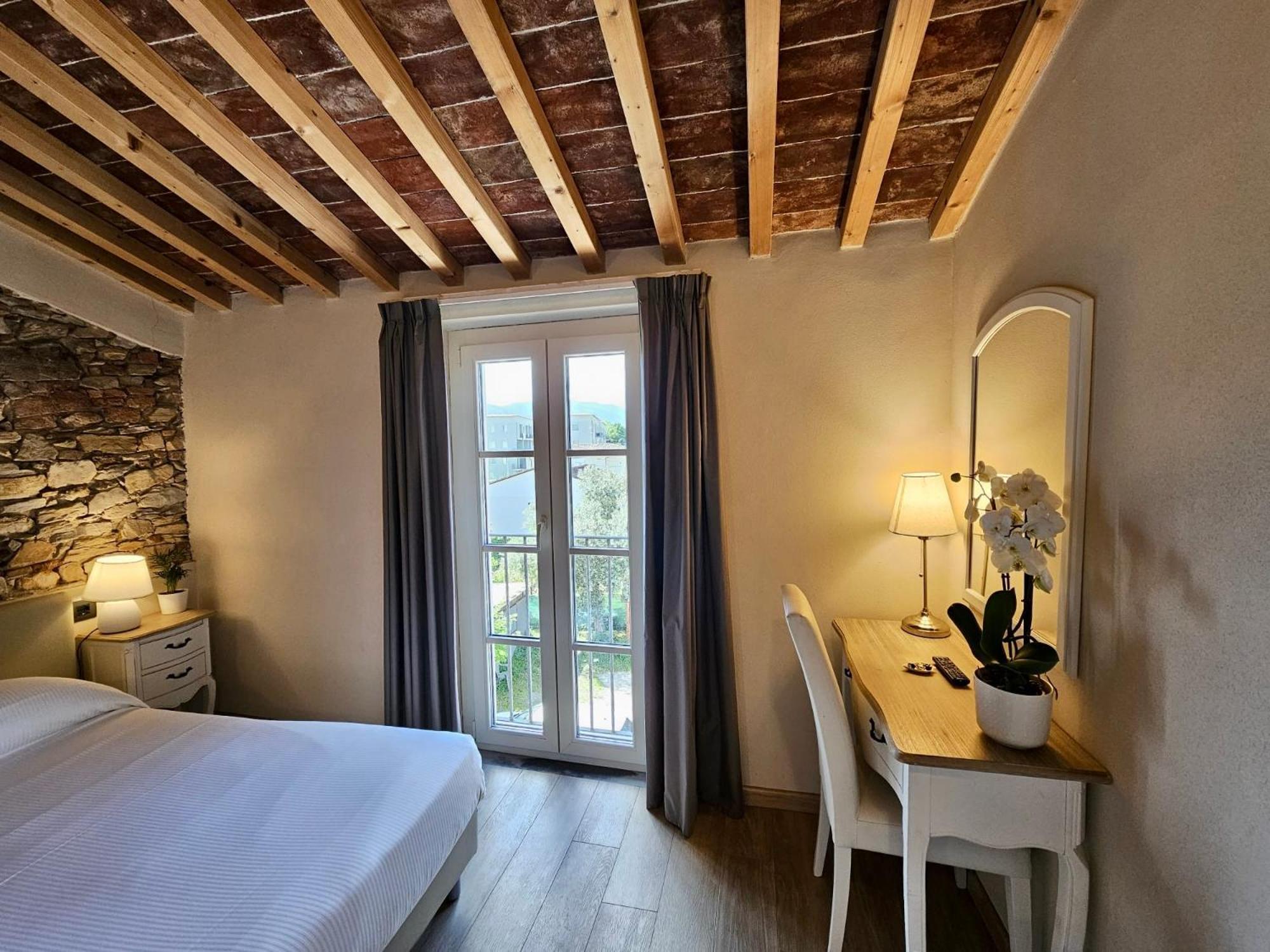 Il Tiglio Jacuzzi&sauna Bed & Breakfast *