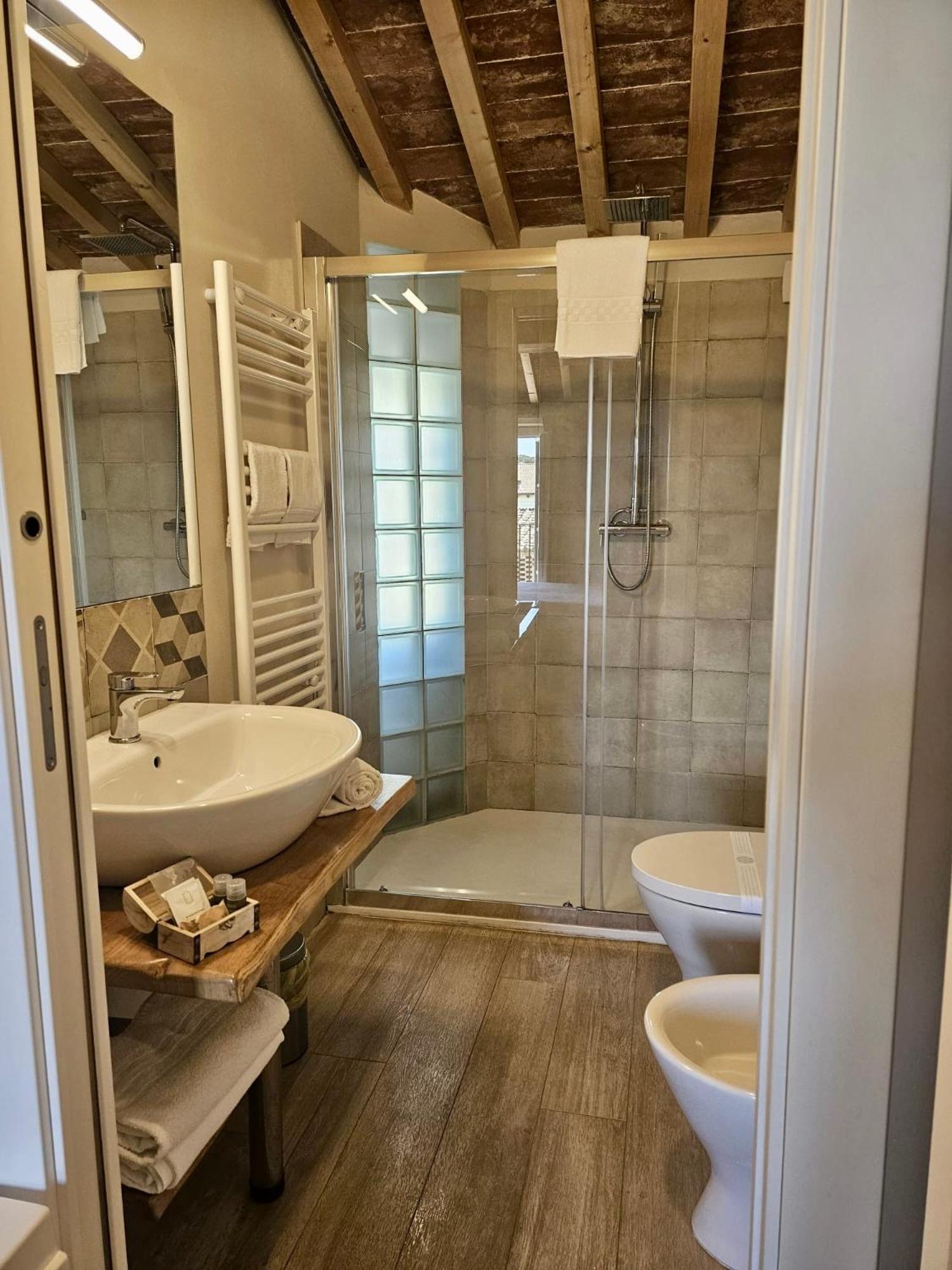 Bed & Breakfast Il Tiglio Jacuzzi&sauna Lucca